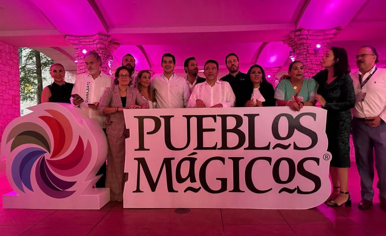 Michoacán presume sus 10 Pueblos Mágicos en tianguis internacional