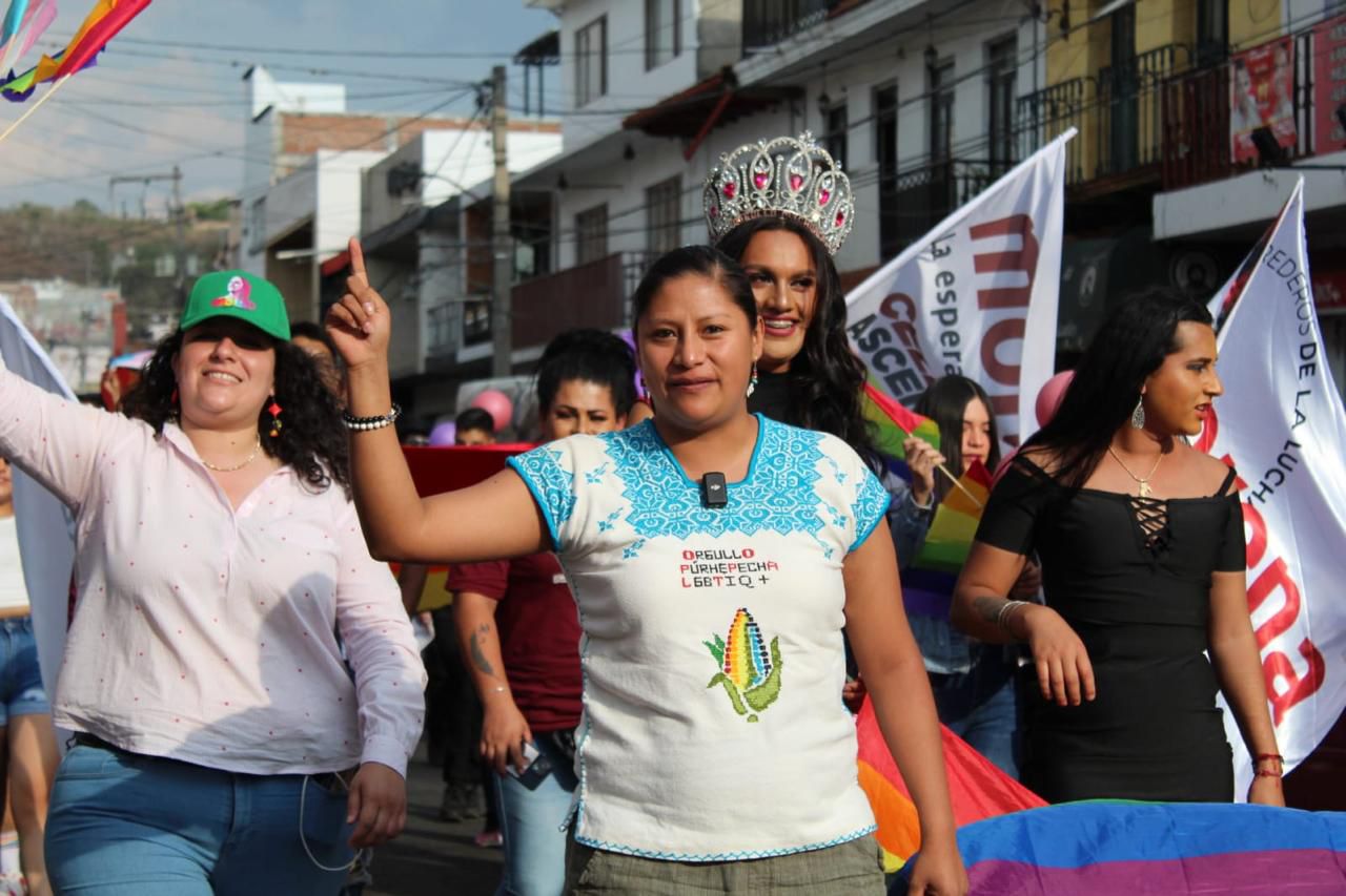 Celeste Ascencio destaca en la 3ra Marcha del Orgullo LGBT en Quiroga