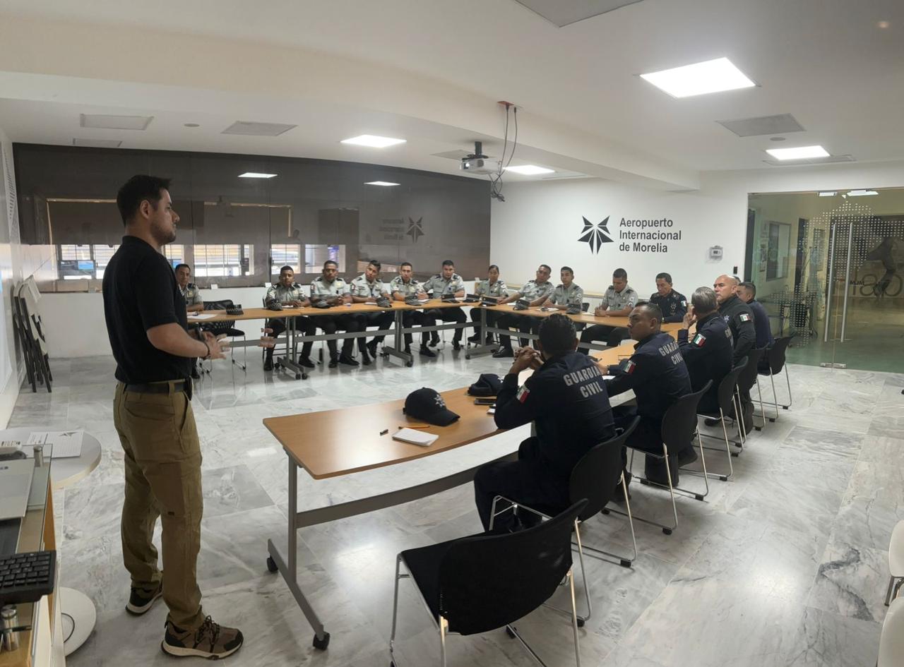 Capacitan a agentes de la SSP en técnicas y operaciones de seguridad en aeropuertos