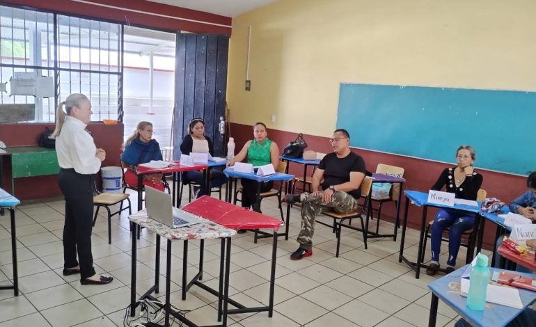 Lleva FGE taller de comunicación asertiva y valores cívicos y éticos a escuela primaria de Copándaro