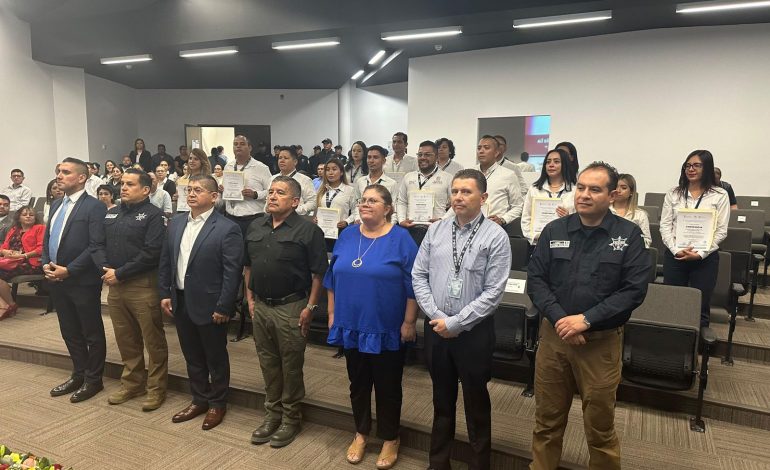 Capacitación, crucial para brindar mejor atención a la ciudadanía desde el 911: Julieta García