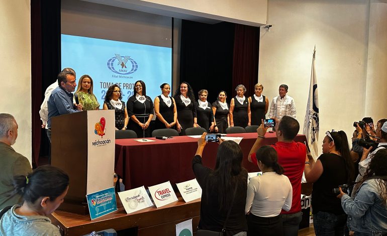 Rinde protesta nuevo Consejo Directivo de la Asociación de Agencias de Viajes