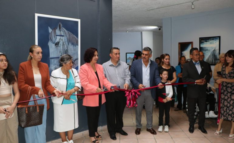 Autoridades Municipales, Inauguraron la Exposición Pictórica “Divergencia” en el marco del 52 Aniversario del Clarín.