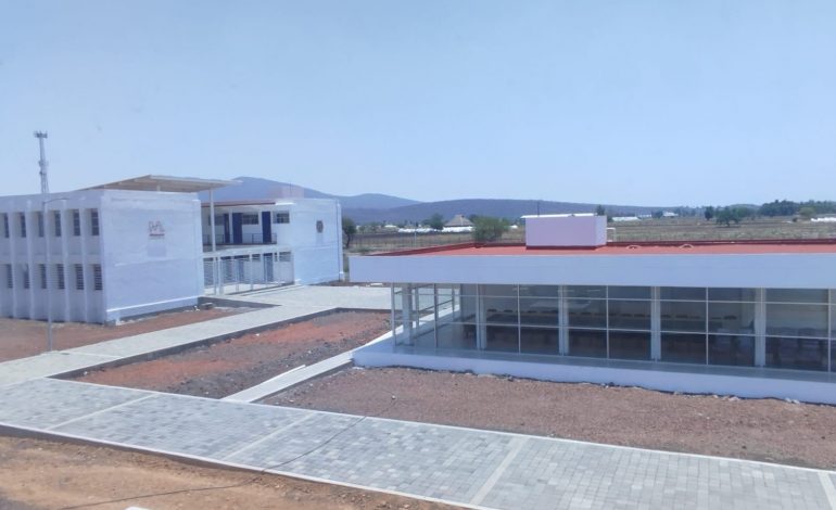 Gobierno estatal rescata del abandono el campus Zamora de la UMSNH