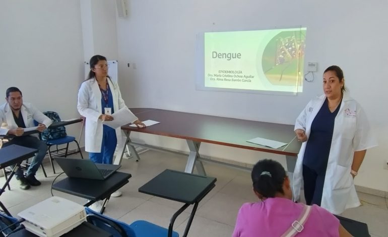 Capacitación permanente para el diagnóstico oportuno del dengue en Uruapan: SSM.