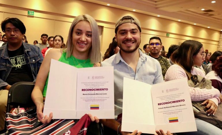 Beneficiados más de 300 estudiantes michoacanos con becas de movilidad académica