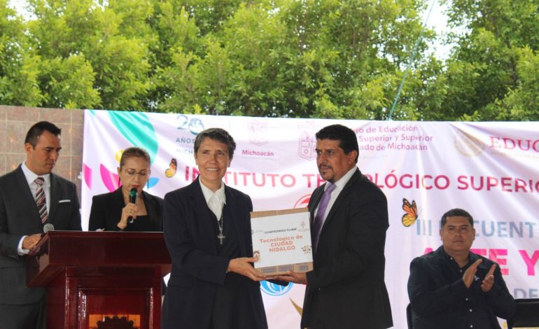 Se inauguró con mucho éxito el III Encuentro Regional de Arte y Cultura del Tecnológico Nacional de México con sede en el ITSCH