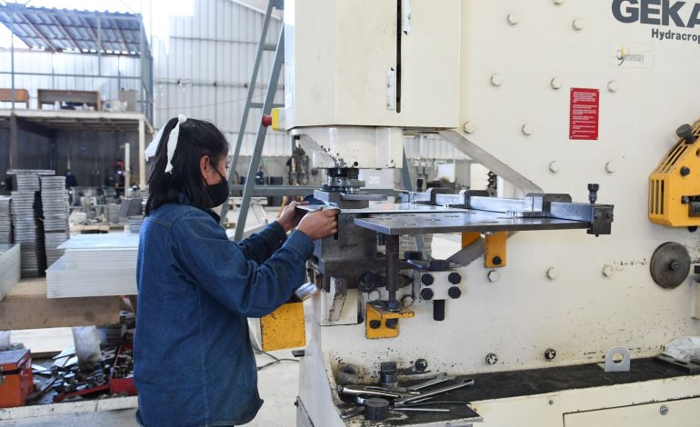 Multas de hasta 500 mil pesos para empresas que incumplan con trabajadores: Sedeco.