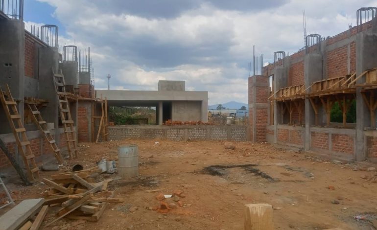 Gobierno de Michoacán construye campus Tangancícuaro de la UMSNH.