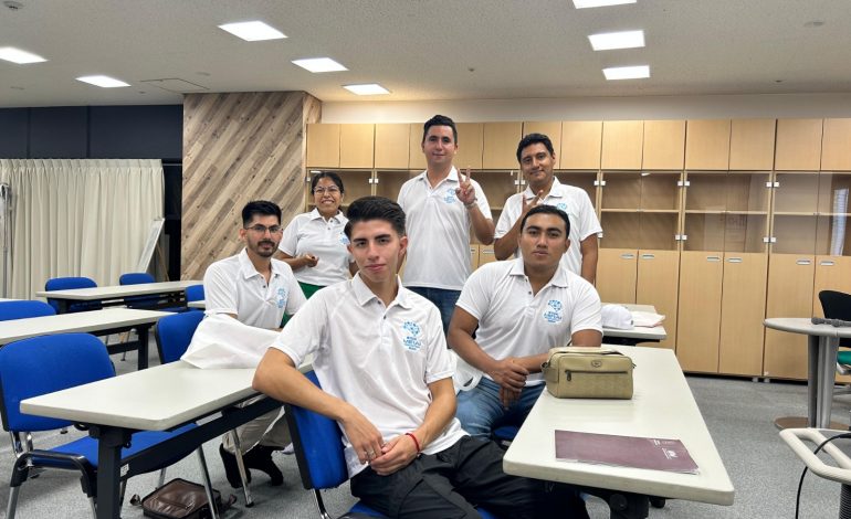 Cinco estudiantes de la UTM participan en programa de tecnología en Japón