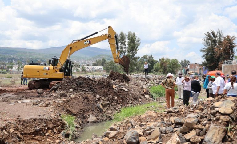 Ayuntamiento de Morelia interviene cárcamo en la colonia Las Águilas