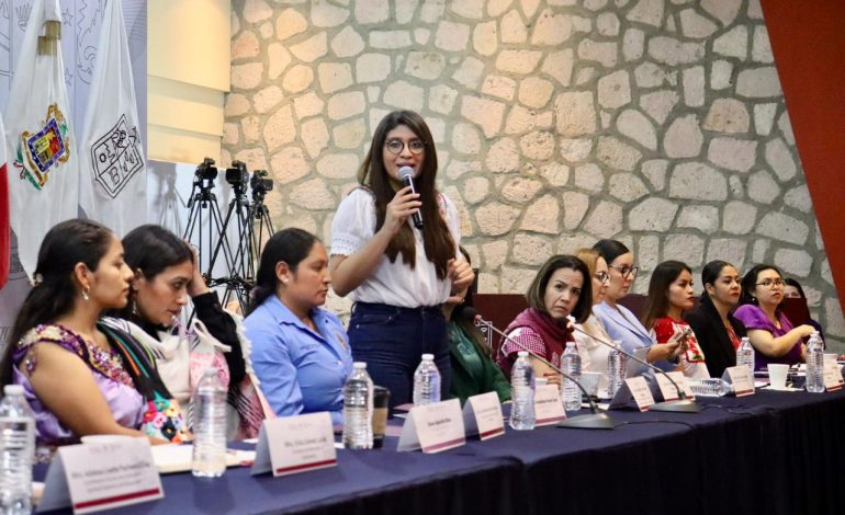 Capacitará Seimujer a mujeres de comunidades con autogobierno en liderazgo político
