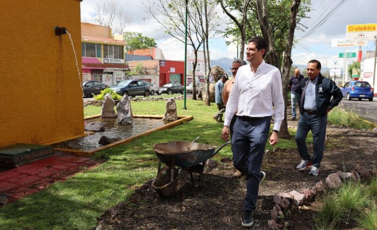 En todo Morelia se embellecen áreas verdes