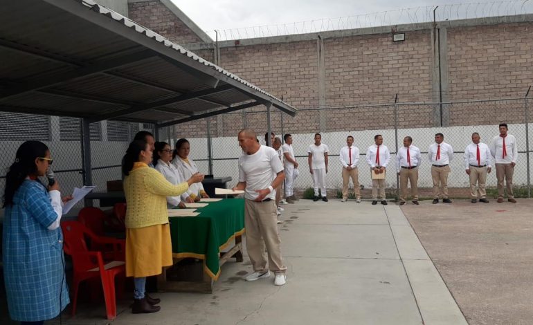 Más de 200 personas privadas de la libertad en Michoacán terminan estudios
