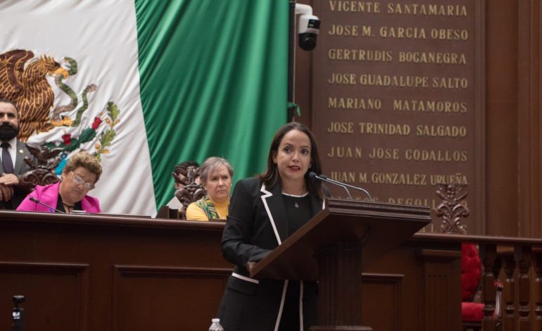 Reivindicaremos el papel fundamental de la cultura en nuestra sociedad: Andrea Villanueva