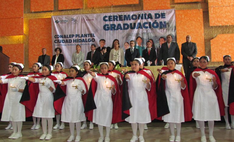En el CONALEP egresan técnicos profesionistas en Enfermería Contabilidad e Informática