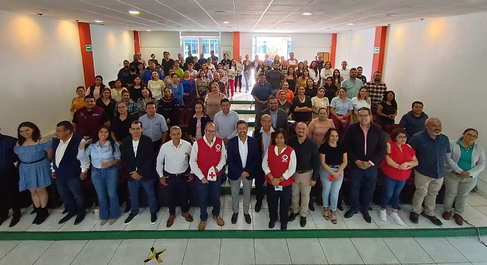Dona Cecytem, recurso económico a la Cruz Roja.