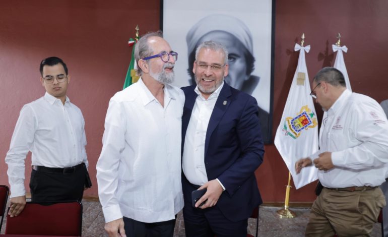 Gobiernos de Michoacán y Estado de México buscan alternativas para aprovechar el agua.