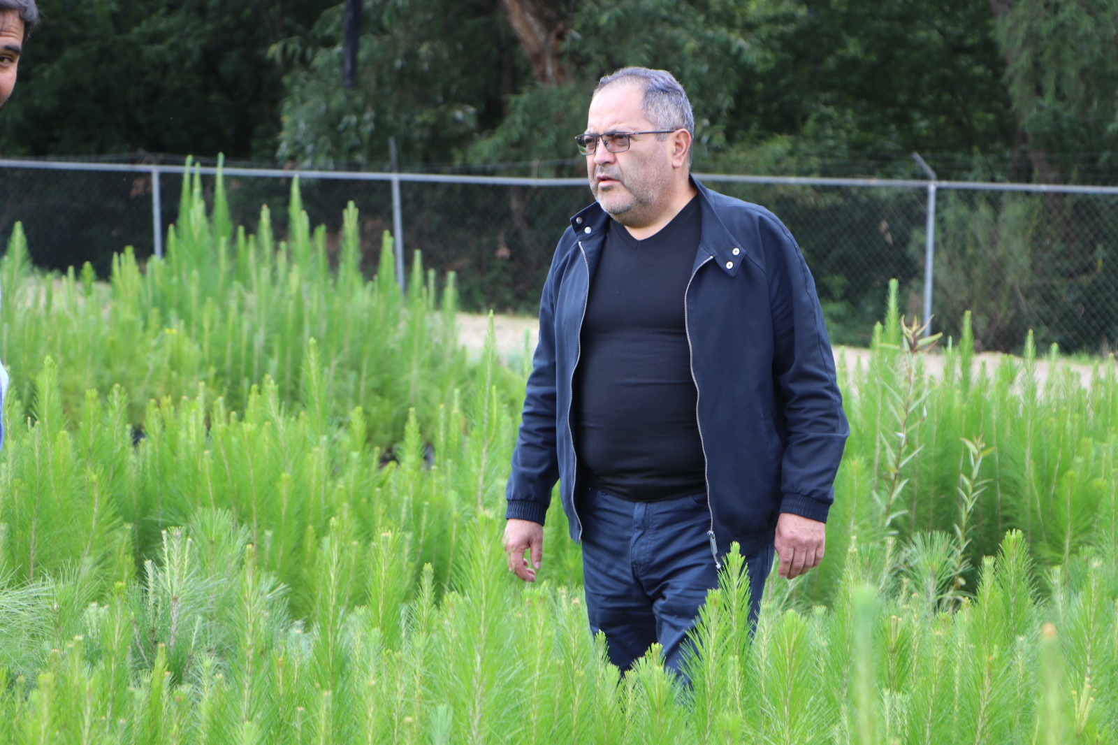 José Luis Téllez Marín, realizó la entrega simbólica de 300 mil arbolitos, para beneficiar a los silvicultores del municipio.