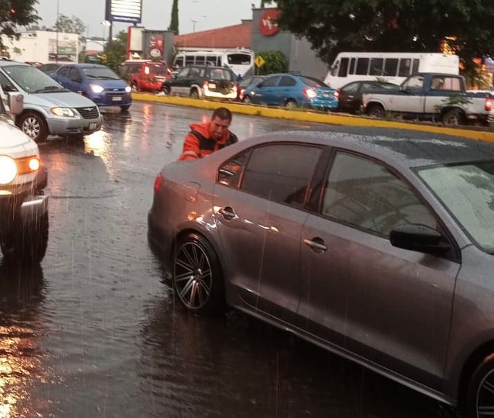 Despliega PC operativo de atención ante inundaciones en Morelia.