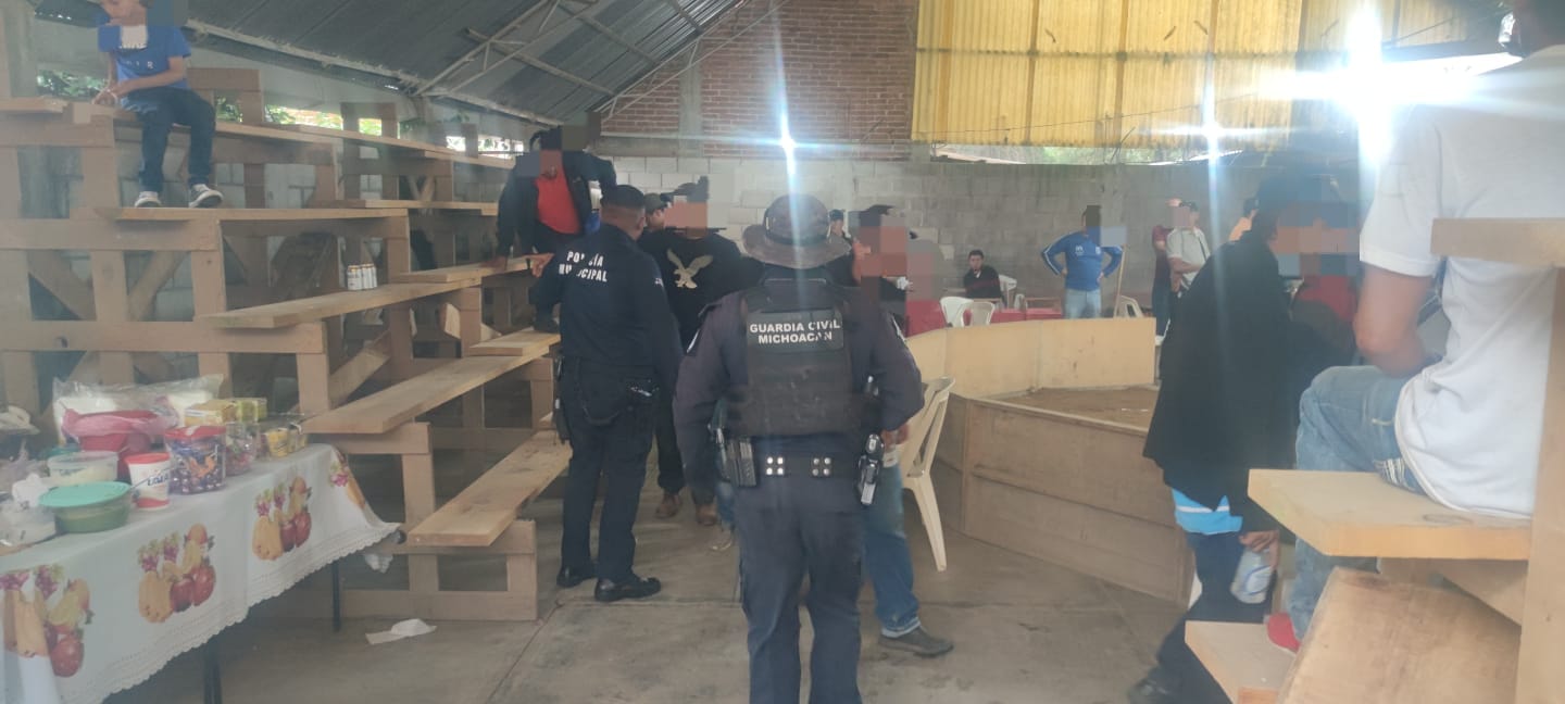 Guardia Civil desactiva palenque clandestino en Zitácuaro.