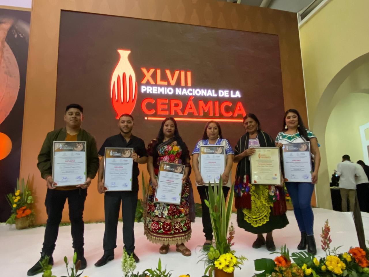 Ocho michoacanos ganan en Concurso Nacional de la Cerámica. 