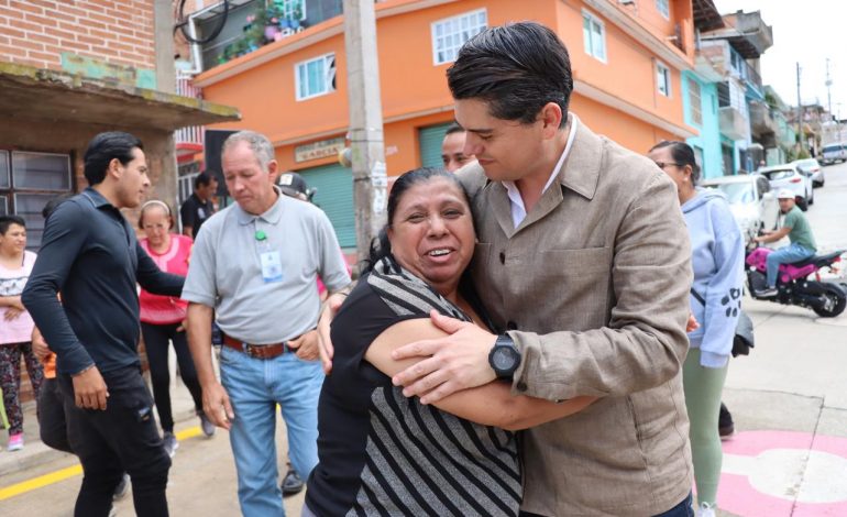 Inaugura #GobiernoDeSoluciones pavimentación de calles en la ciudad