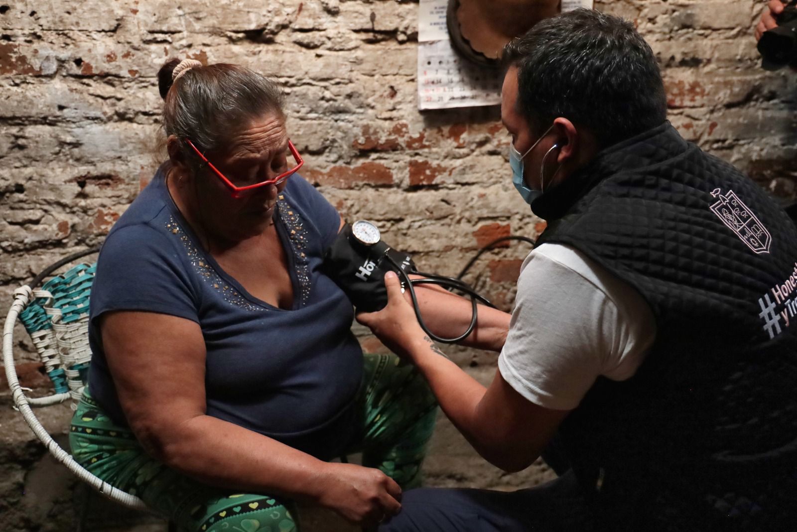 Gobierno estatal acerca servicios médicos gratuitos a hogares de población vulnerable: SSM.