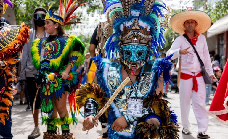 Sahuayo te espera con la danza de los Tlahualiles; conoce las fechas para ver a estos guerreros