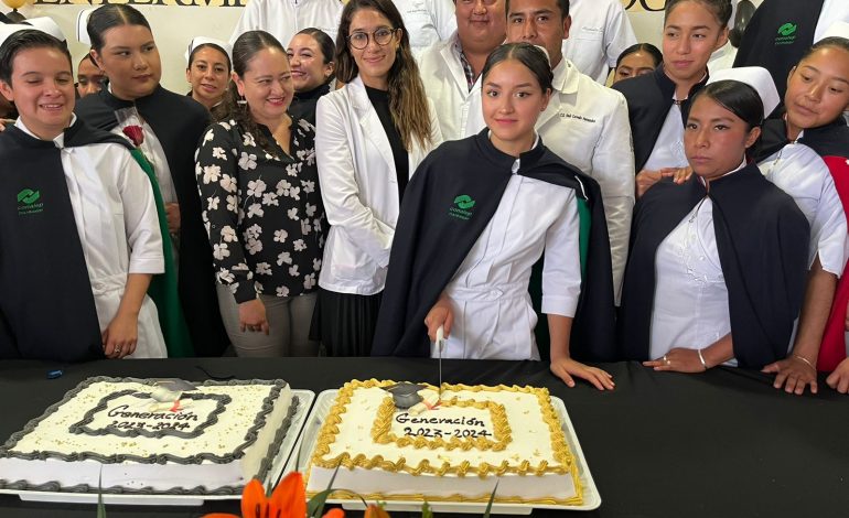 48 pasantes de enfermería y odontología concluyen servicio social en Hospital General IMSS Bienestar.