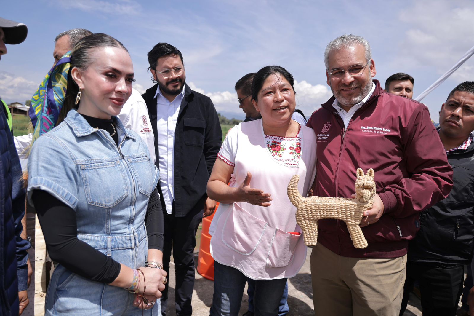 Asegura Bedolla empleo temporal en 2025 para rehabilitación del lago de Pátzcuaro.