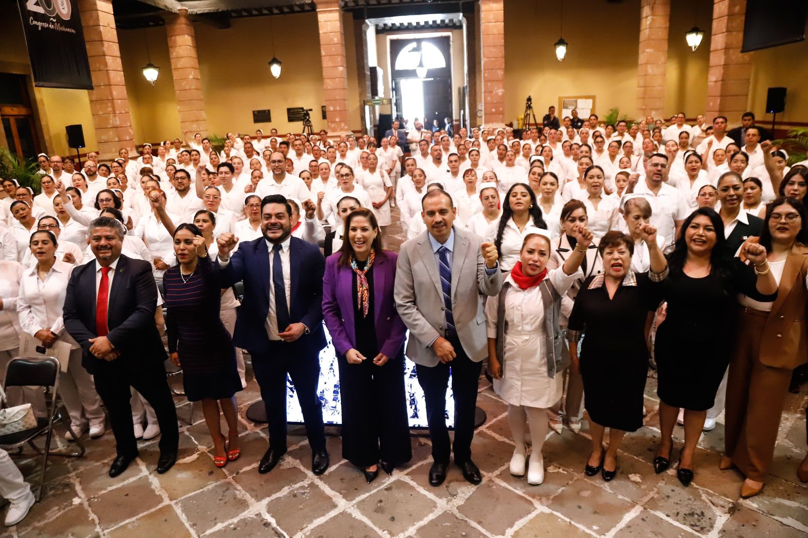 Personal de enfermería, base del sistema estatal de salud: 75 Legislatura.