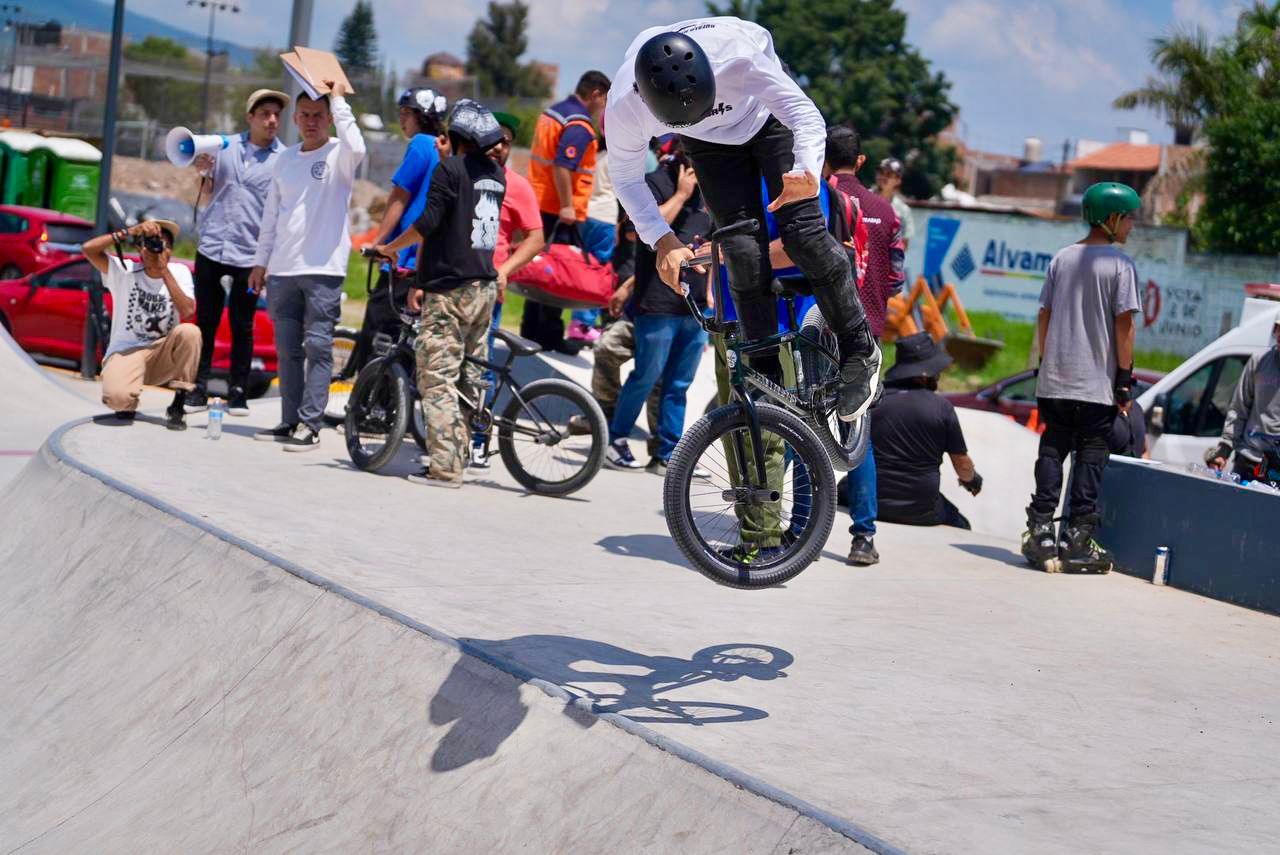 Skatepark del bajopuente Paso Morelos, un espacio innovador para las juventudes.