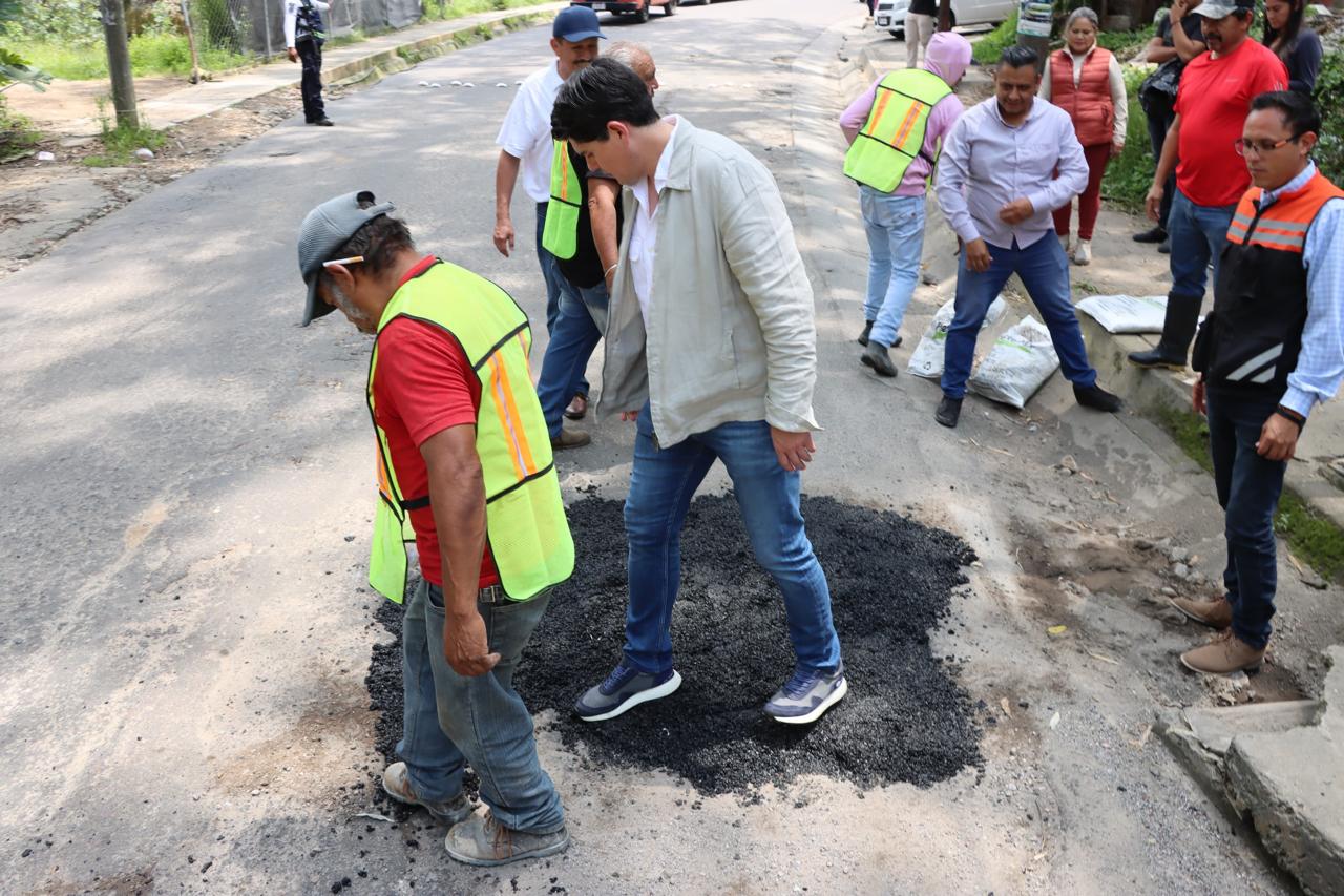 Mantiene Gobierno de Soluciones intensivo bacheo en toda la ciudad.