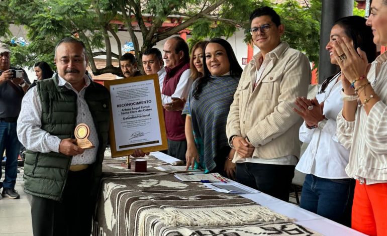 Clausuran Feria Nacional del Cobre y premian las mejores piezas.