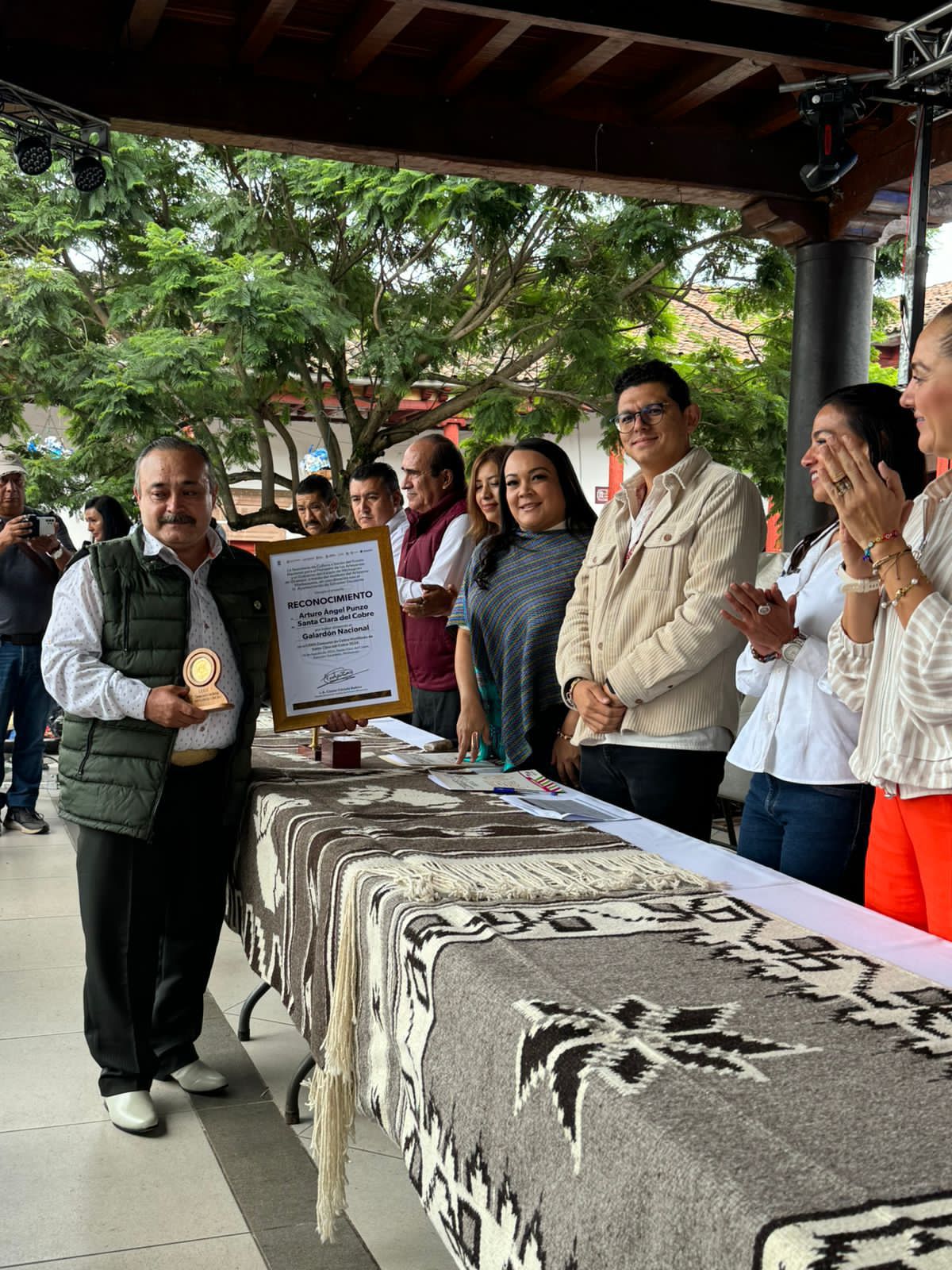 Clausuran Feria Nacional del Cobre y premian las mejores piezas.