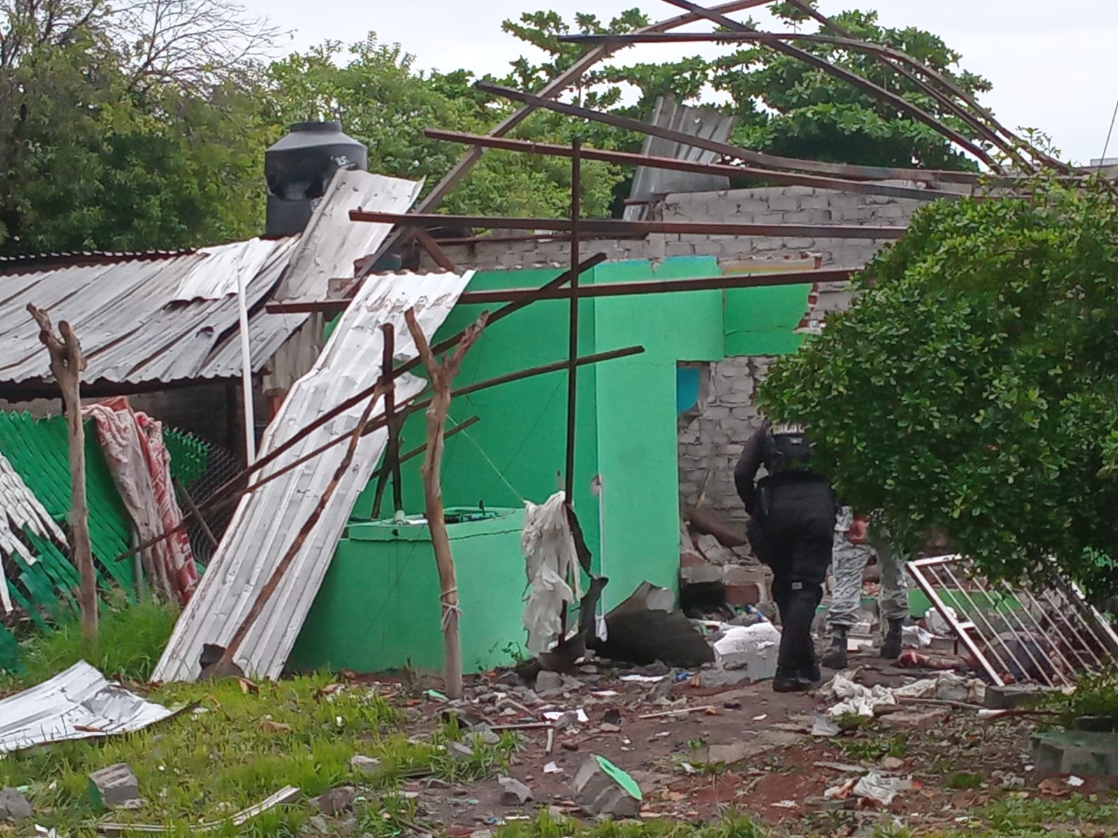Investiga FGE hechos ocurridos en tenencia de Cenobio Moreno, Apatzingán, donde murieron 6 personas
