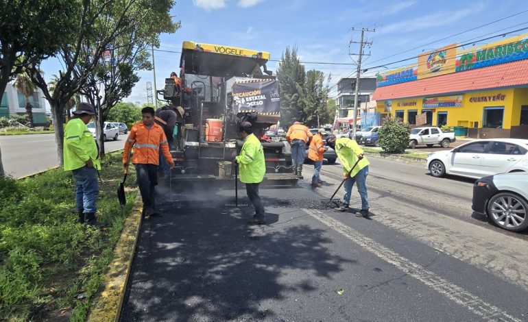 ¡Toma precauciones! SCOP da mantenimiento al libramiento de Morelia.
