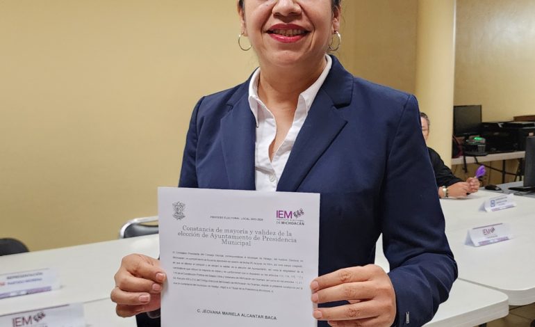 Jeovana Alcántar Baca, primera mujer alcaldesa electa en el municipio, rendirá protesta en Cd. Hidalgo.