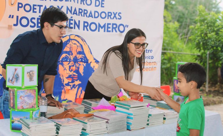 Participa SEE en Feria Intercultural del Libro en Tacámbaro