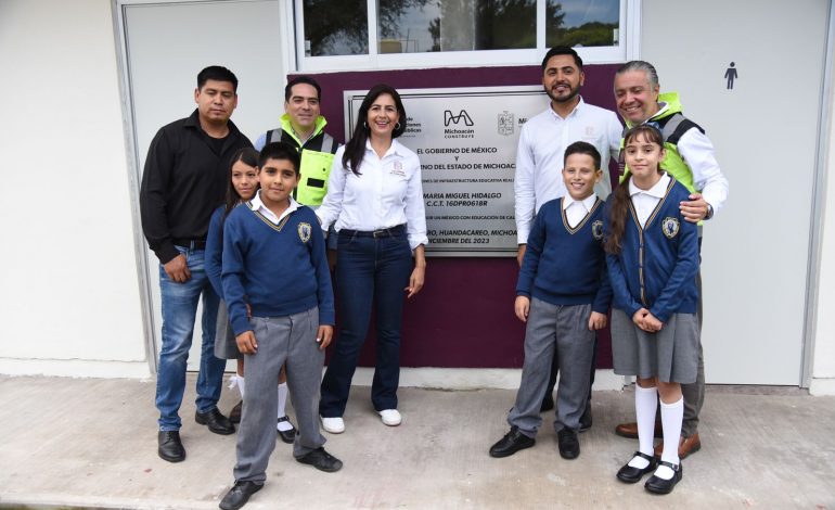 SCOP inaugura obras educativas en Huandacareo por 2.4 mdp