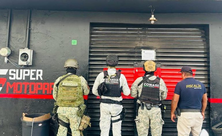 En cateo realizado a taller mecánico, asegura FGE dos motocicletas con alteraciones en sus medios de identificación