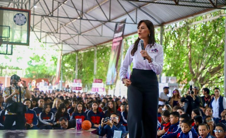 Ciclo escolar inicia con el pie derecho, van 140 mdp para abatir abandono