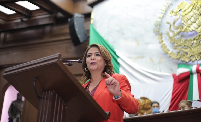 Avala y respalda Fabiola Alanís Reforma a la Guardia Nacional desde el congreso de Michoacán