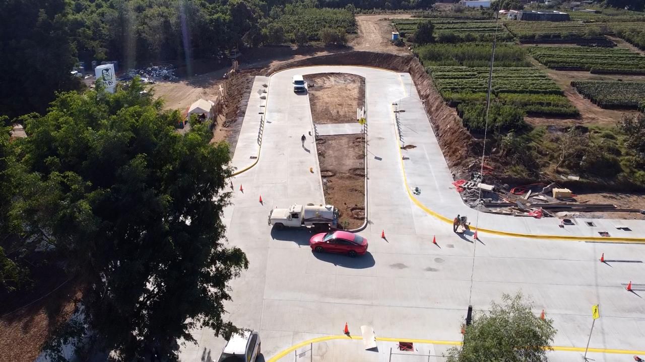 Gobierno estatal construyó acceso a nuevo hospital del IMSS en Uruapan.