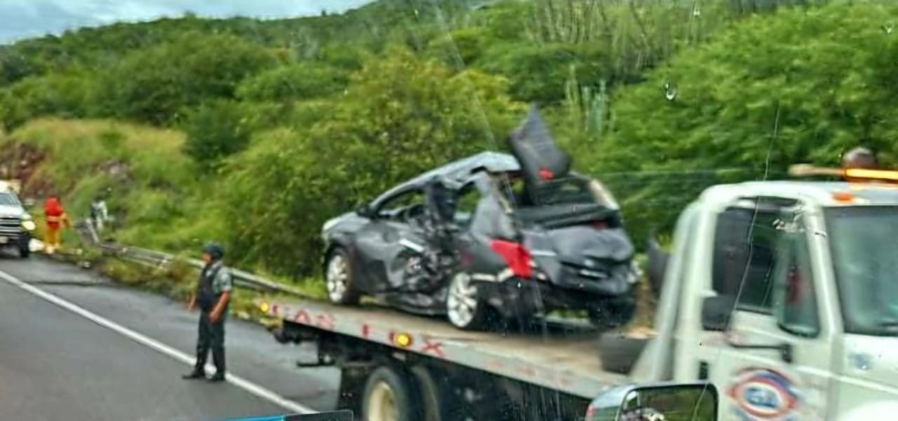 Se registran cuatro accidentes en la autopista Siglo XXI.