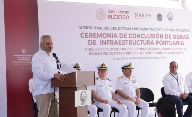 LC lidera comercio nacional con apertura de muelle de cabotaje: Bedolla.