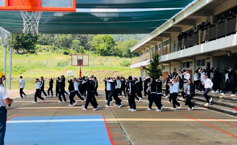 Simulacro Nacional en la Escuela Secundaria «Roberto López Maya»: CREHI demuestra eficacia y compromiso con la seguridad