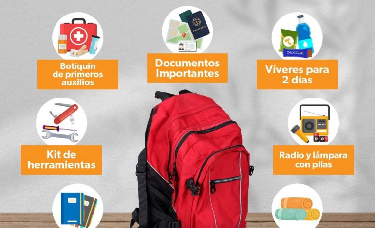 Ante lluvias ocasionadas por huracán John, prepara tu mochila de emergencia.
