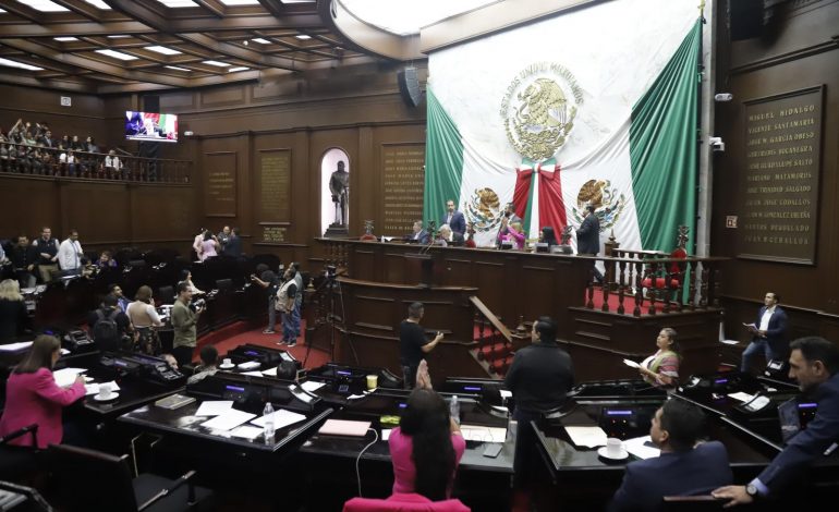 A la magistrada Alma Bahena, presea “Constitución de 1814”: 76 Legislatura